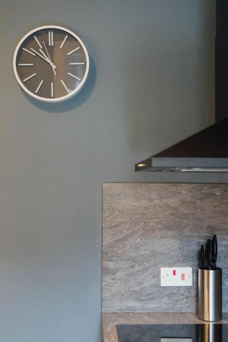 Stylish Stirling Apartment - Free Parking Екстер'єр фото