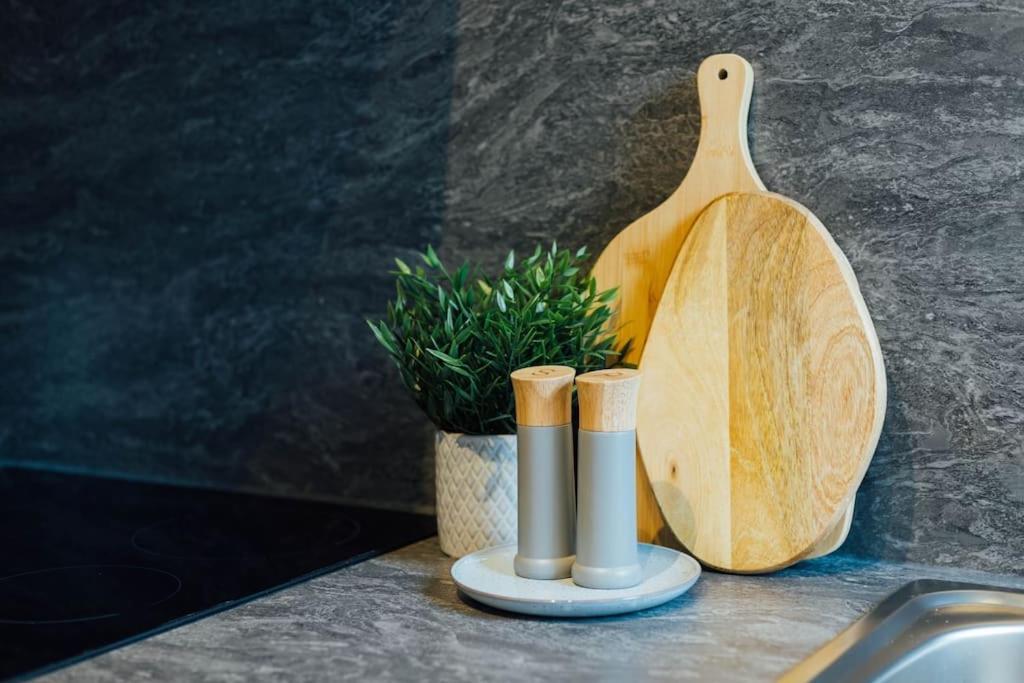 Stylish Stirling Apartment - Free Parking Екстер'єр фото