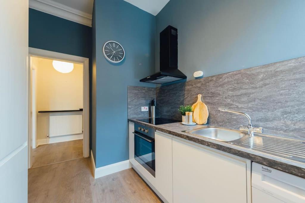Stylish Stirling Apartment - Free Parking Екстер'єр фото